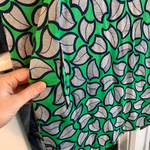 Diane Von Furstenberg Printed Shirt Dress - Picture 5 of 8